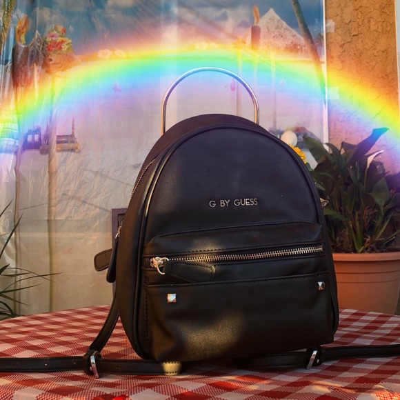 Guess Handbags - ✨GUESS BACKPACK✨
